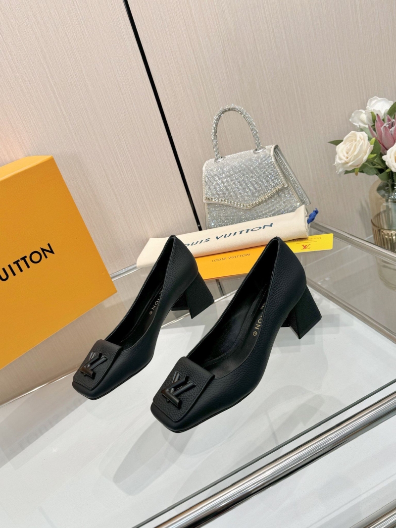 l0vis Vvtt0n heeled shoes